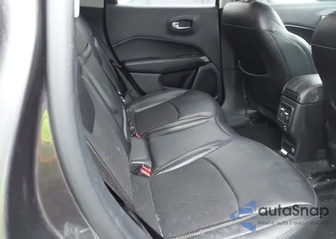 2019 Jeep Compass Latitude 4X4 from USA, damaged, VIN 3C4NJDBB4KT594008